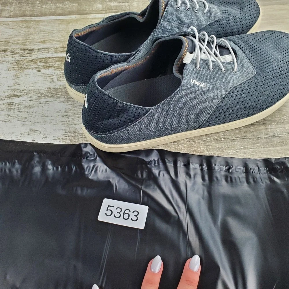 OluKai excellent condition 